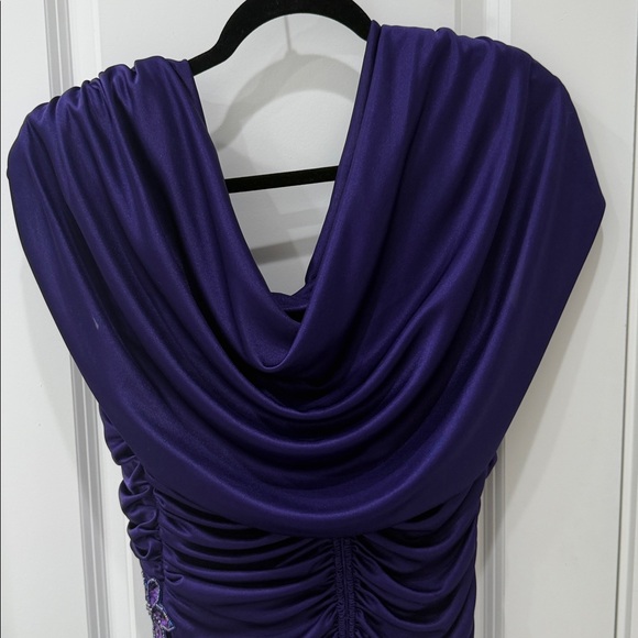 Vintage Abby Kent Elegant Purple Hooded Dress. - Picture 10 of 11